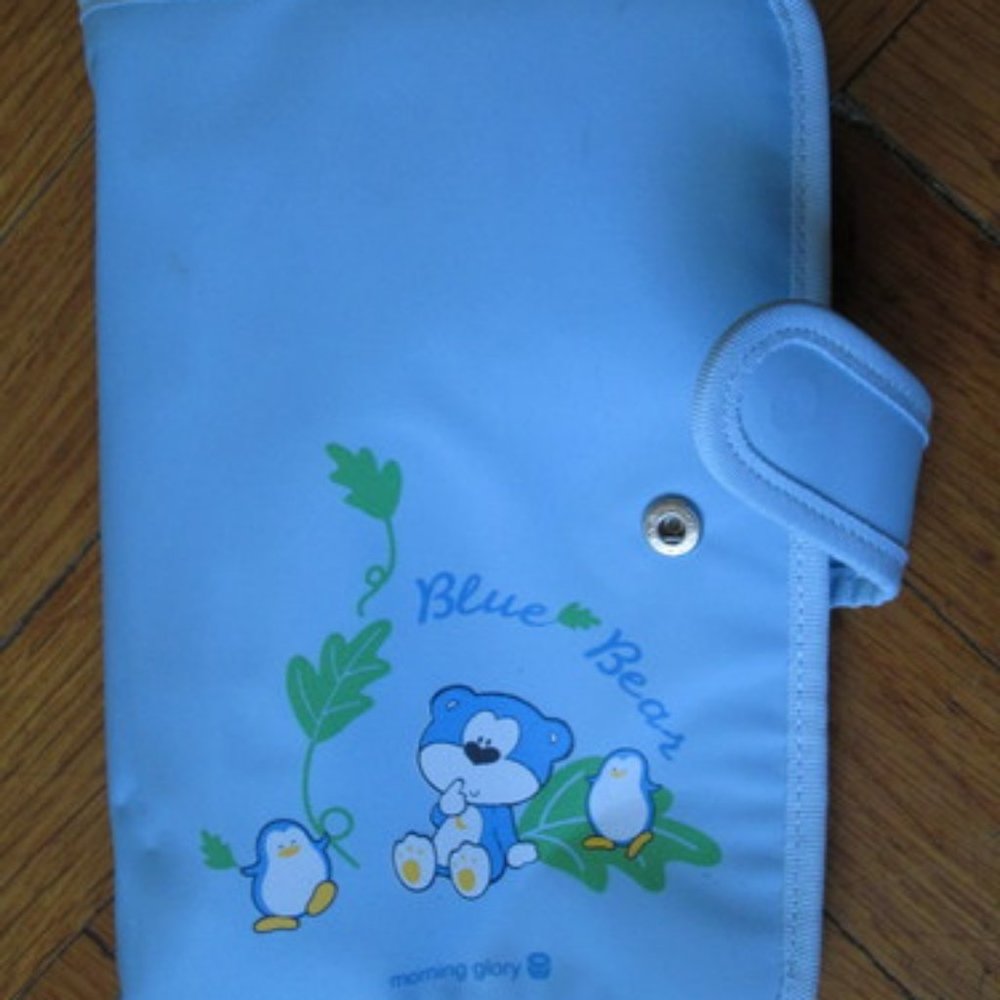 Morning Glory Blue Bear 3 ring binder 1994 7 3/4 x 5 in. New